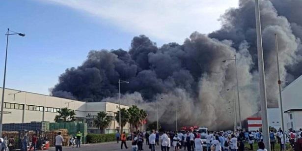 احتواء حريق اندلع بوحدة صناعية بالمنطقة الحرة لطنجة